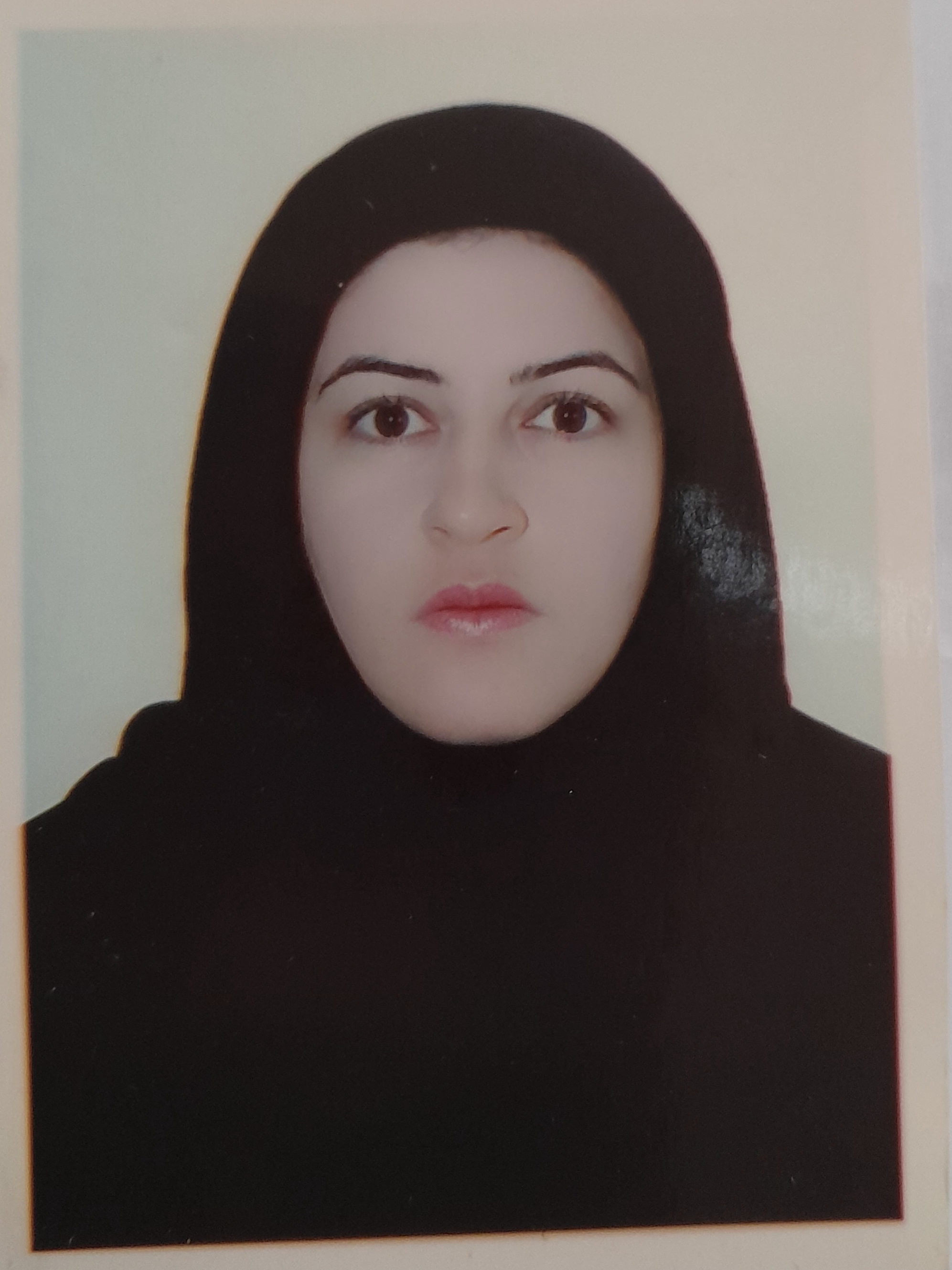 مریم  نعمتی